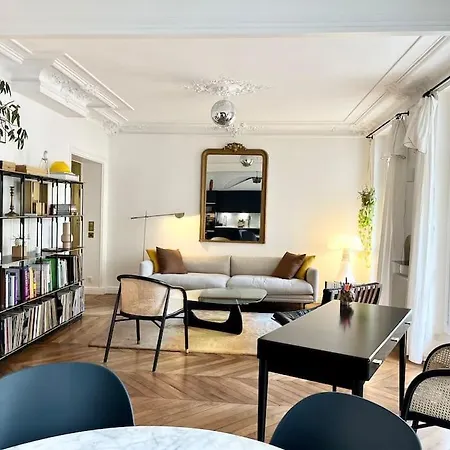 Lägenhet Marais Parisien Chic